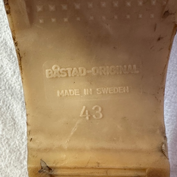 Brown Leather Clogs - Picture 4 of 4